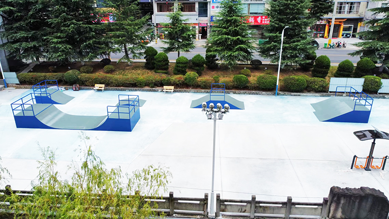 湖北省利川市濱江智慧體育公園極限運(yùn)動場